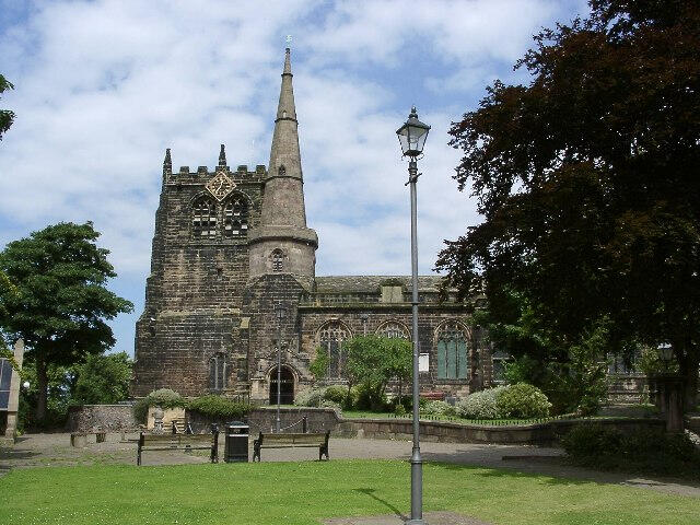 Ormskirk Parish Church (© Doug Elliot)